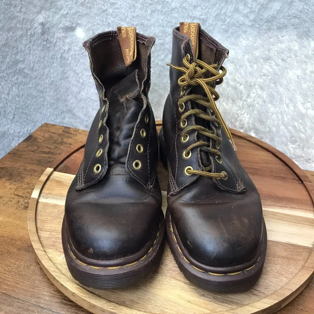 Dr Doc Martens 1460 8-Eye Boots Mens US 7 Aztec Crazy Horse Leather England Made